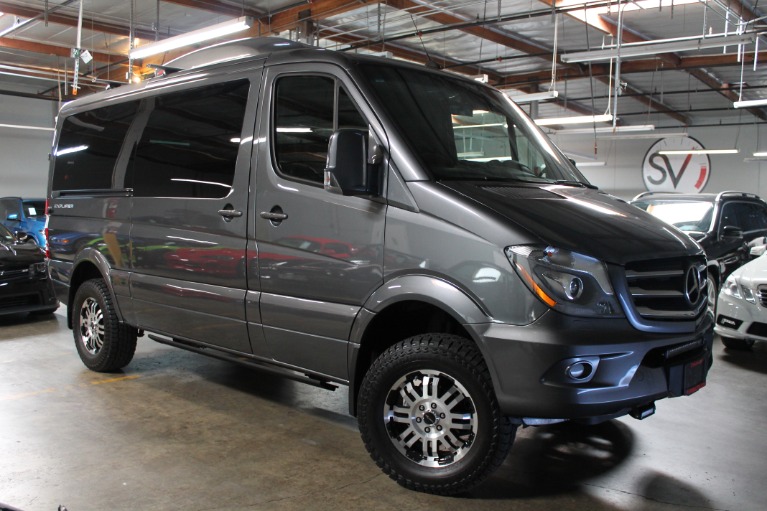 Explorer store sprinter van